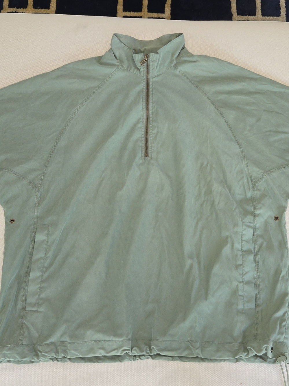 Tommy Bahama LARGE Pullover Short Sleeve Windbreaker Shirt Classic